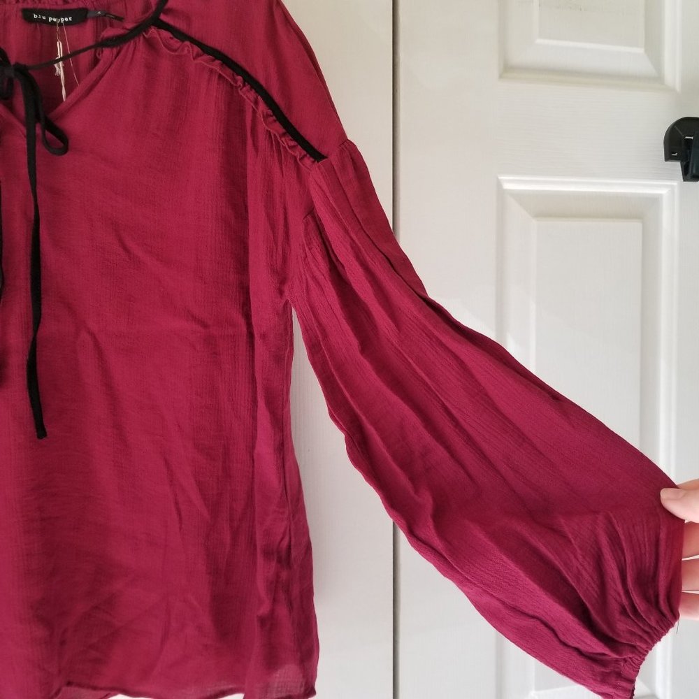 Blu Pepper flowy boho chic maroon wine top - Picture 4 of 10